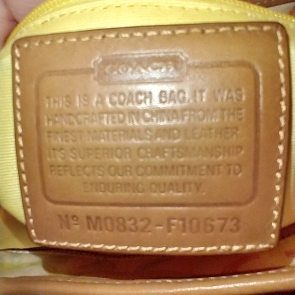Coach Hamptons signature scribble small handbag - Picture 5 of 5